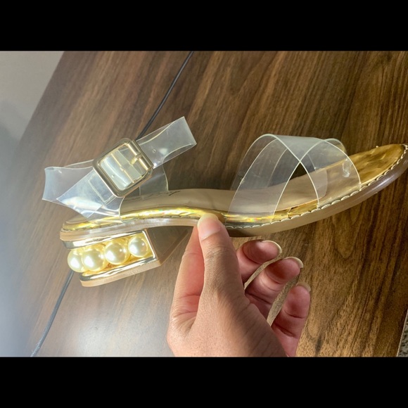 Pearl Sandals 💫 Make An Offer 😊 - Picture 1 of 7